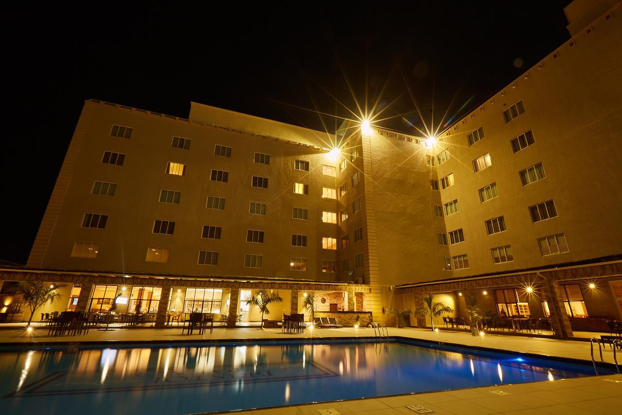 Bristol Palace Hotel Kano Ngoại thất bức ảnh