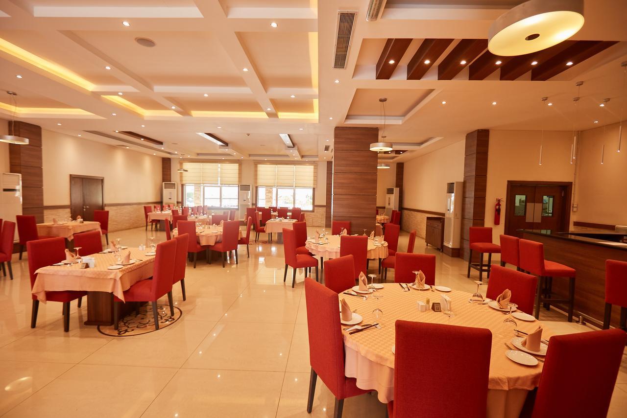 Bristol Palace Hotel Kano Ngoại thất bức ảnh